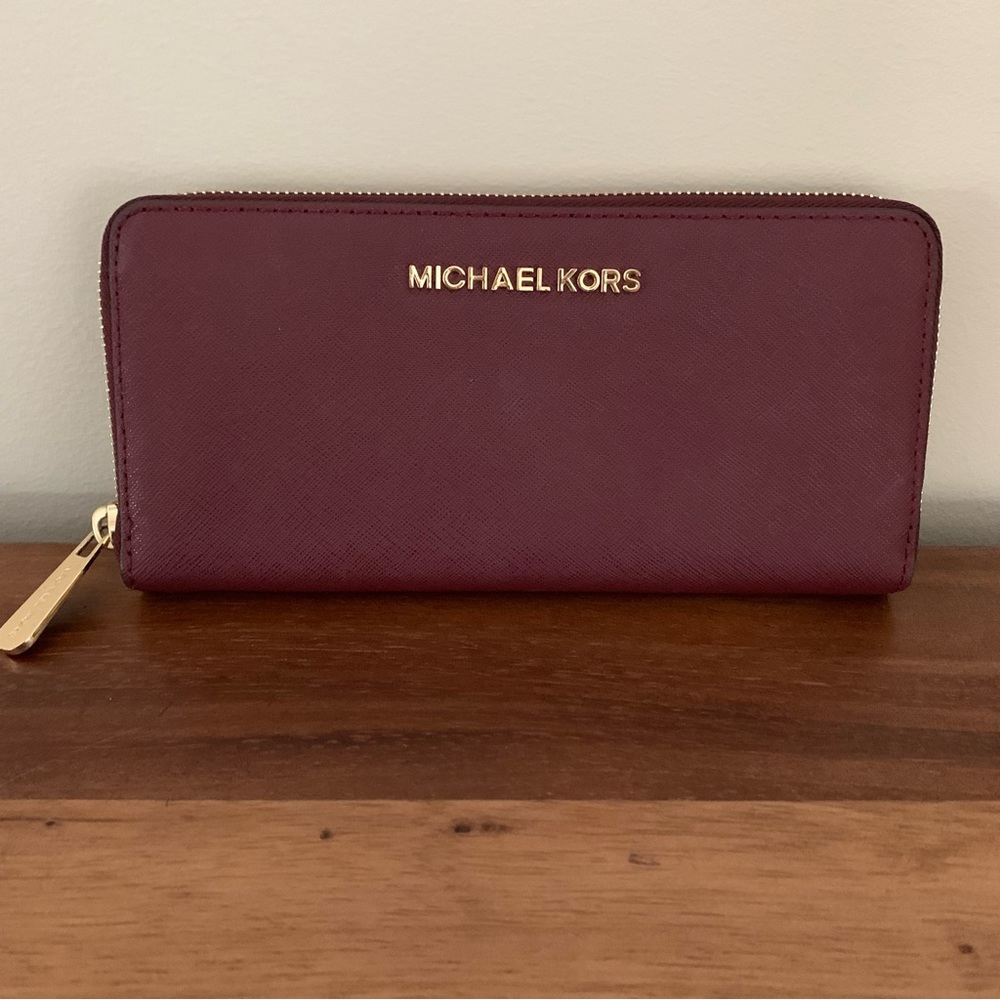 Michael Kors leather Jet Set wallet